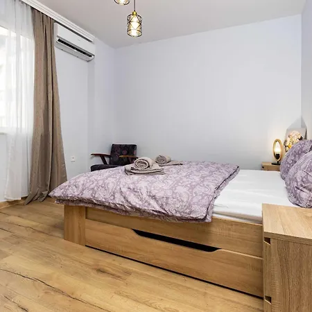 Case de vacanță Cozy Floor From A House Near The Center By Flat Mаnager *